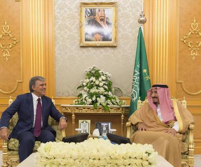 Abdullah Gül, Kral Selman bin Abdulaziz ile bir araya geldi