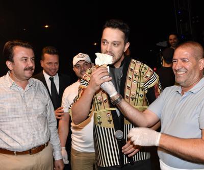 Dondurma festivaline Murat Bozu 40 bin kişi izledi