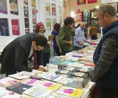 TÜYAP Kitap Fuarı binlerce kişiyi ağırladı