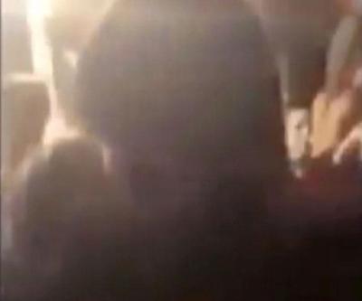 Çağatay Ulusoy sarmaş dolaş yakalandı