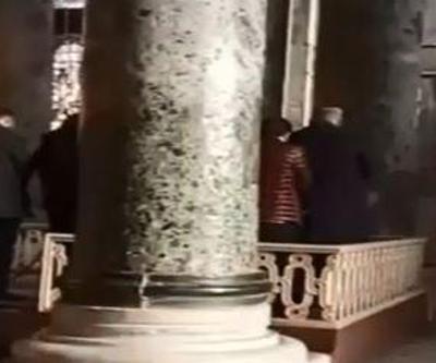 Son dakika... Bir grup Ayasofyaya girip namaz kıldı