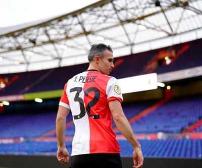 Robin Van Persie futbolu bırakıyor