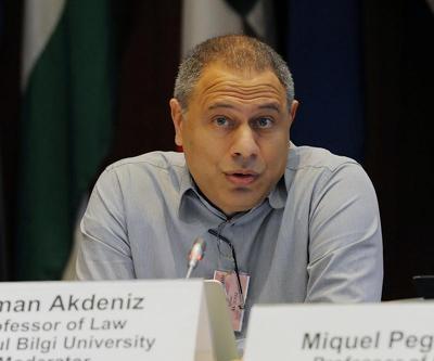 Yaman Akdeniz, RTÜKün internet yayınlarını denetim yetkisini değerlendirdi