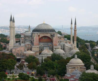 Ayasofya ile ilgili bilmeniz gereken her şey