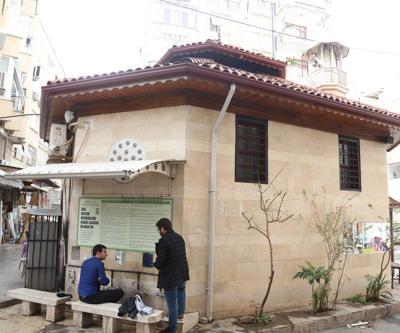 Hırsızlarla baş edemeyince muslukları zincirle bağladılar