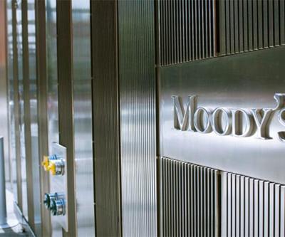 Moodys Türkiyenin kredi notunu düşürdü