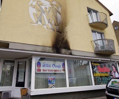 Ülkü Ocağı binasına molotoflu saldırı