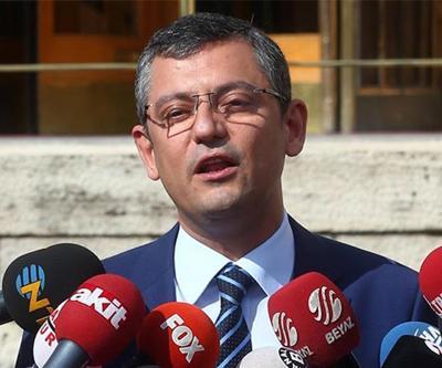 Özgür Özelden Devlet Bahçeliye Gargamel göndermesi