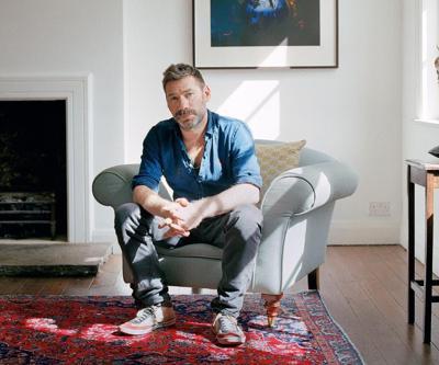 Mat Collishaw’un “Eşikler” sergisi Yapı Kredi Kültür Sanat Yayıncılıkta