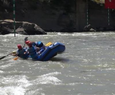 Munzurdaki rafting yarışmasında korku dolu anlar
