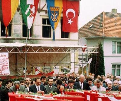5 Türkün hayatını kaybettiği Solingen Katliamının yıldönümü