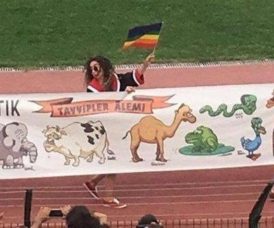 ODTÜdeki pankarta 3 gözaltı