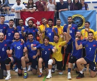 Beykent Üniversitesi Portekizde namağlup finalde