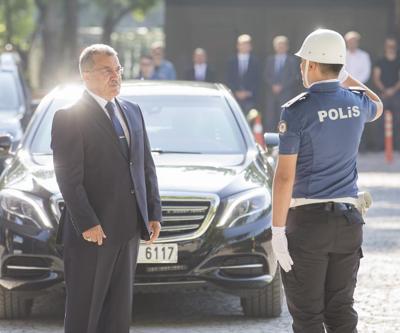 Emniyet Genel Müdürü Celal Uzunkaya görevine başladı