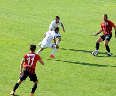 Van Büyükşehir Belediyespor uzatmada tur atladı