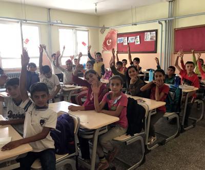 32 çocuk 3 yıl sonra eğitime yeniden başladı