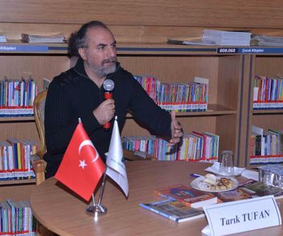 Tarık Tufan Edebiyat Buluşması’na katıldı