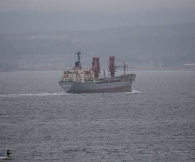 Rus askeri kargo gemisi Boğaz’dan geçti