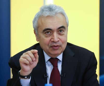 2025te Amerikanın petrol üretimi Rusya ve Suudi Arabistana eşit olacak