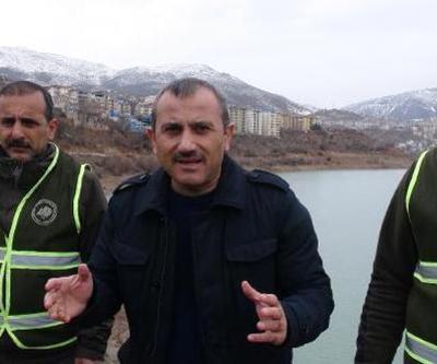 Tuncelide yaban hayvanlarına askeri helikopterlerle yem bırakıldı