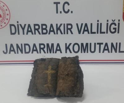 Diyarbakırda bin 200 yıllık İncil ele geçirildi