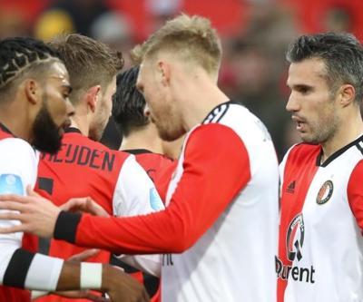 Robin van Persie hat-trick yaptı