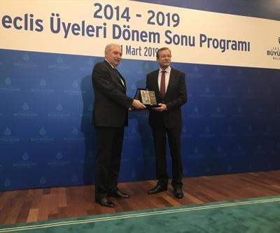 İBB Meclisi son toplantısını gerçekleştirdi, Mevlüt Uysal veda etti