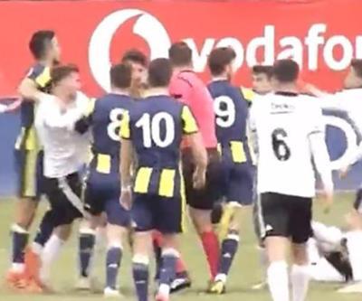 Beşiktaş - Fenerbahçe maçında gerginlik