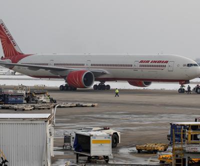 Son dakika... Havada panik: Mumbai-Newark uçağı bomba ihbarı üzerine acil iniş yaptı
