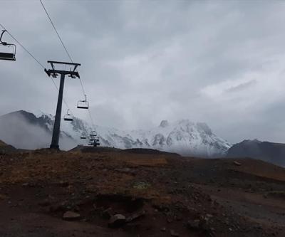 Erciyes Dağı beyaza büründü