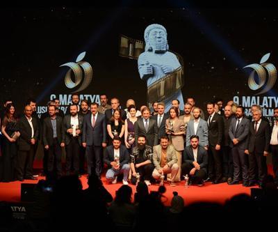 9. Malatya Film Festivali Kırmızı Halı ve Kapanış Töreni CNN TÜRKte ekrana geldi