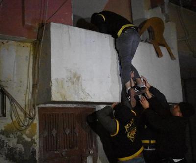 Adanada aranan hükümlülere şafak operasyonu