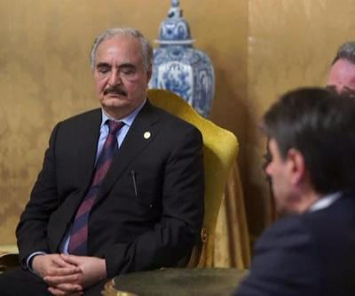 Hafterin askerinden itiraflar: Kendisini eleştirenleri cezalandırıyor | Video
