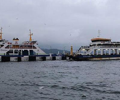 Gökçeada feribot seferleri fırtına nedeniyle iptal edildi