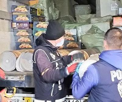 Muşamba rulolarına gizlenmiş 9 bin paket kaçak sigara ele geçirildi