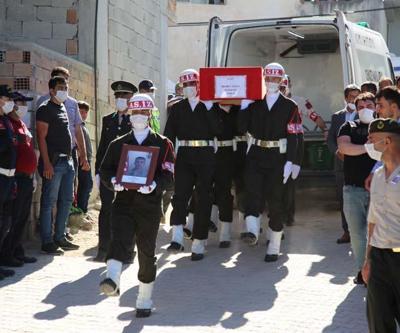 Hakkaride şehit olan Piyade Er Mehmet Günay son yolculuğuna uğurlandı