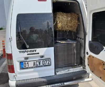 Saman balyaları arasında 15 bin kaçak sigara bulundu