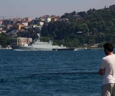 Rus savaş gemisi Boğazdan geçti