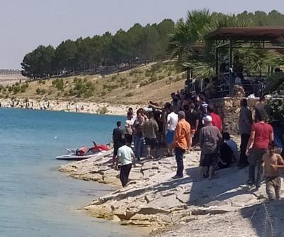 Baraj gölüne giren genç, boğuldu