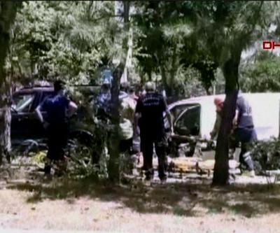 Bakırköyde zincirleme kaza. Sıkışan sürücüyü itfaiye ekipleri çıkardı | Video