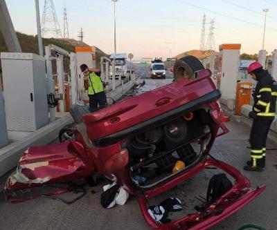 Son dakika... Gişe bariyerlerine çarpan otomobilin sürücüsü uzman çavuş öldü