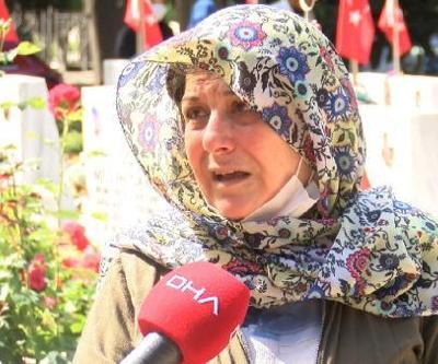 Son dakika... Edirnekapı Şehitliğinde buruk bayram