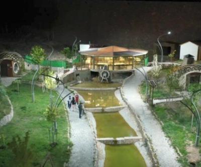 Hobbit Evlerine salgın dopingi... Ziyaretçiler otel konforundaki evlerde konaklıyor | Video