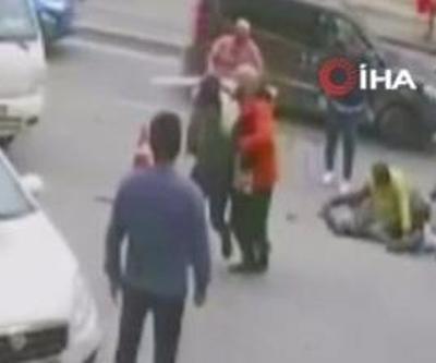 Meydan kavgasında bıçaklar, sopalar ve dubalar havada uçuştu | Video