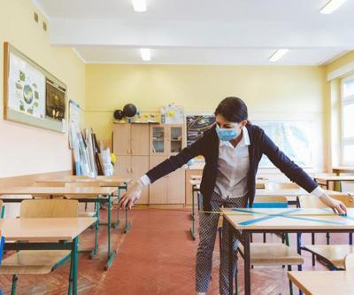 Haberler... Okullar kapanacak mı Uzaktan eğitim ne zaman başlayacak Gözler Kabinede