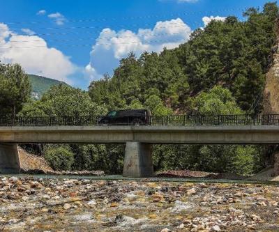 Acıpayamda asırlık köprü sorunu sona erdi