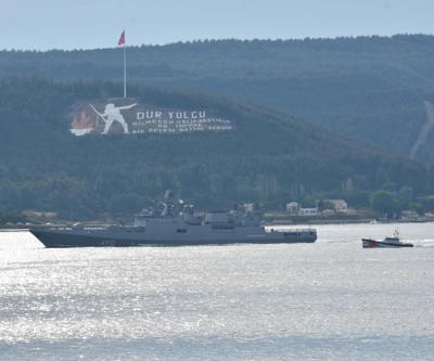 Rus savaş gemileri Çanakkale Boğazı’ndan geçti