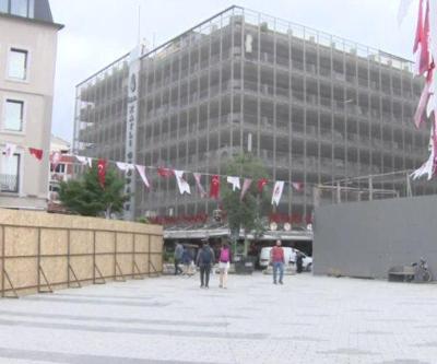 45 yıllık otoparkın yerine meydan inşa edilecek