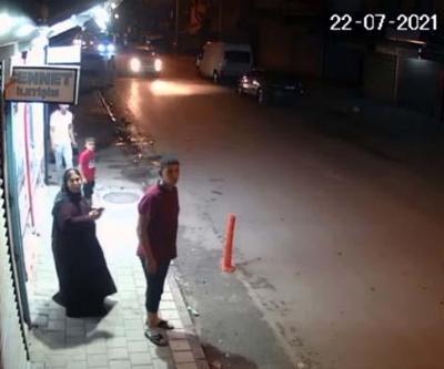 Motosikletten tabancayla ateş açıldı; kadın ve çocuklar sağa sola kaçıştı