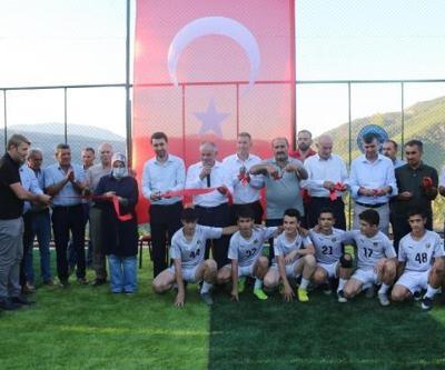 Yahyalıda halı saha hizmete açıldı